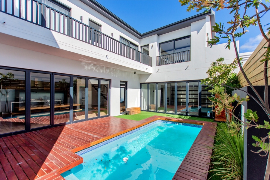 3 Bedroom Property for Sale in Sandy Point Western Cape